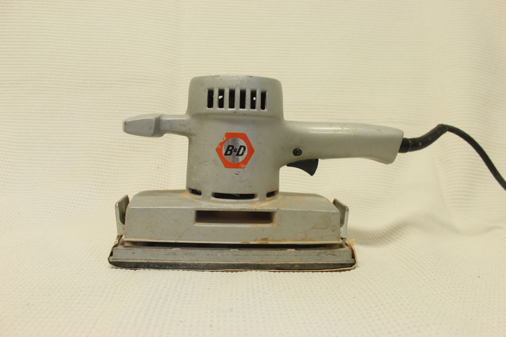 Gabriola Tool Library power sander (27)