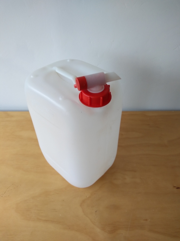 Jerry can #1 (small)