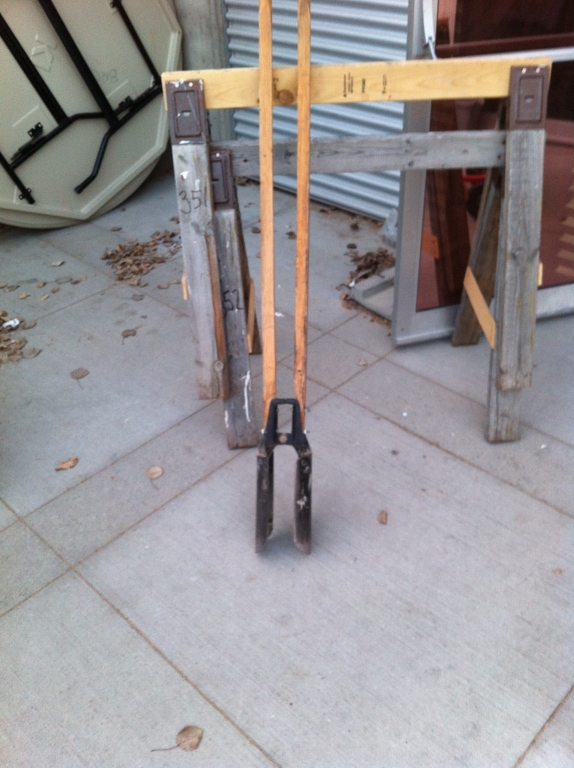 Calgary Tool Library Post Hole Digger