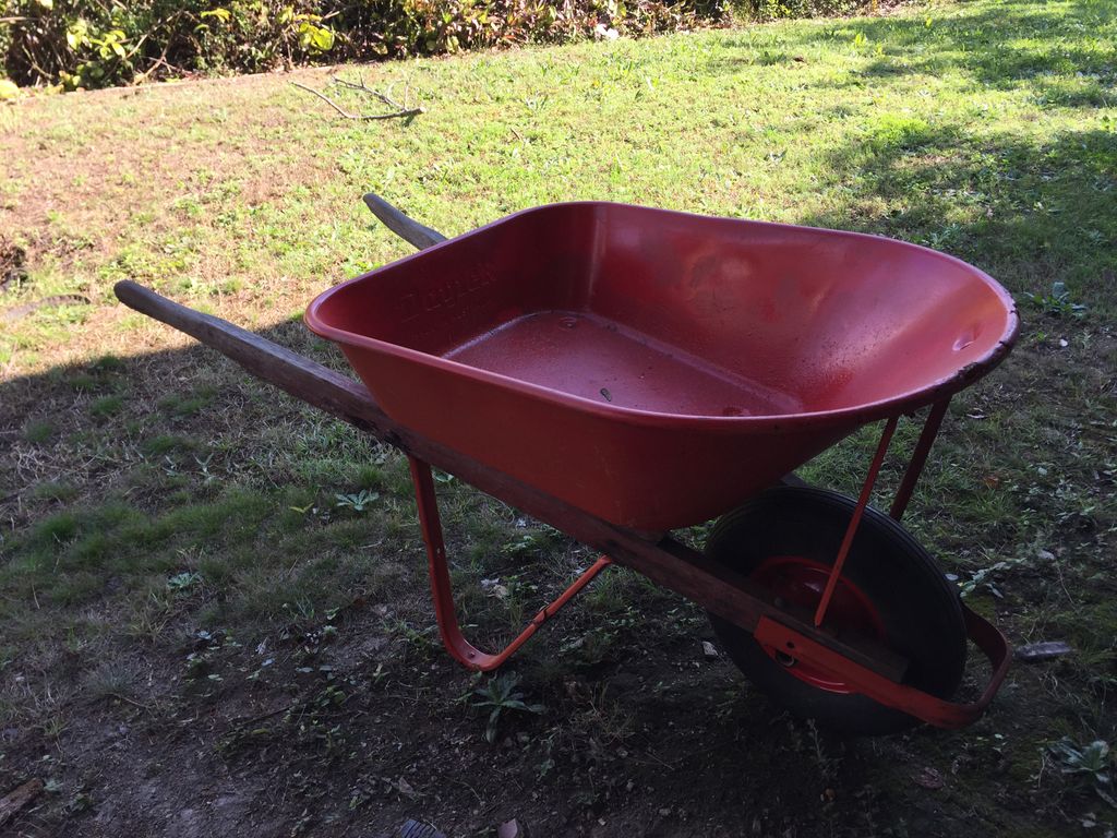 Brisbane Tool Library Wheelbarrow Daytek (39)