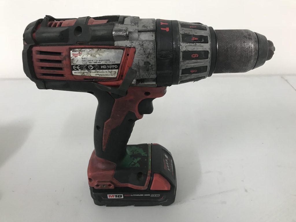 Brisbane Tool Library Cordless Hammer Drill MILWAUKEE (284)