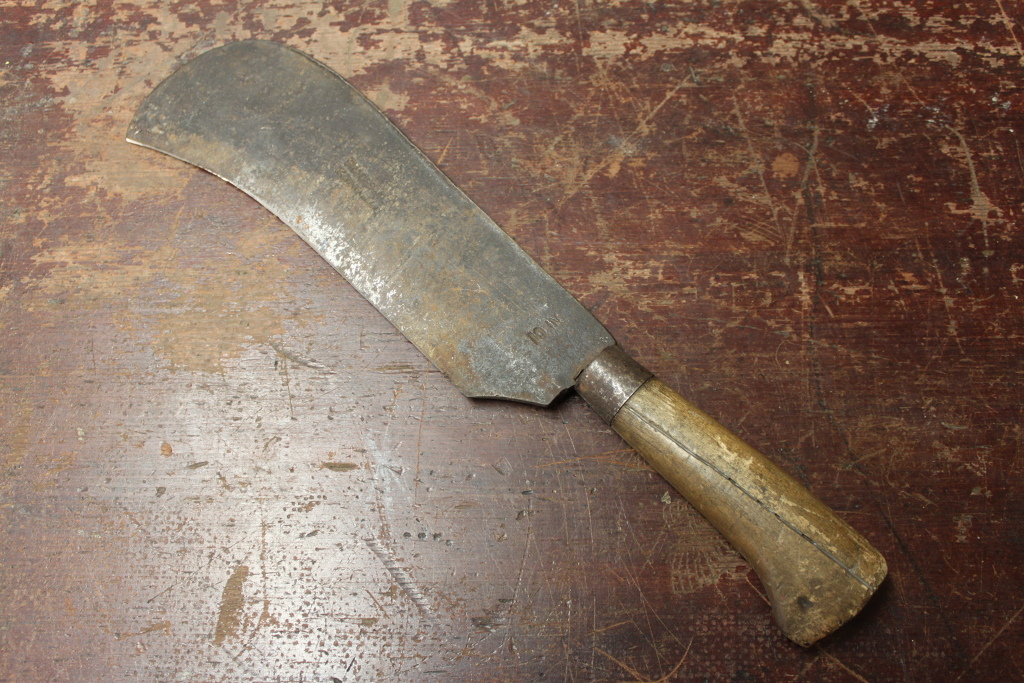 The Edinburgh Tool Library Hawkbill Machete (ETL0602)