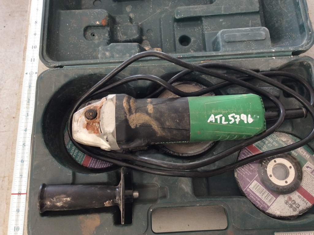 Asheville Tool Library Hitachi 4.5" disc grinder (5796)