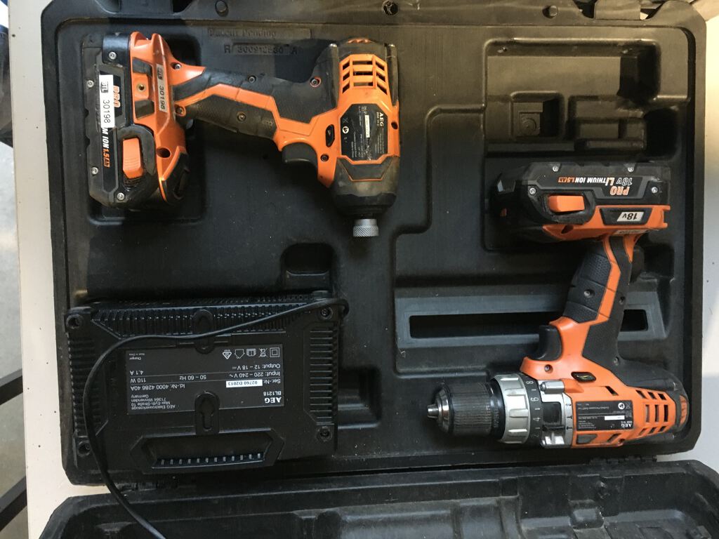 Brunswick Tool Library Cordless Drill / Impact Driver Combo (30198)