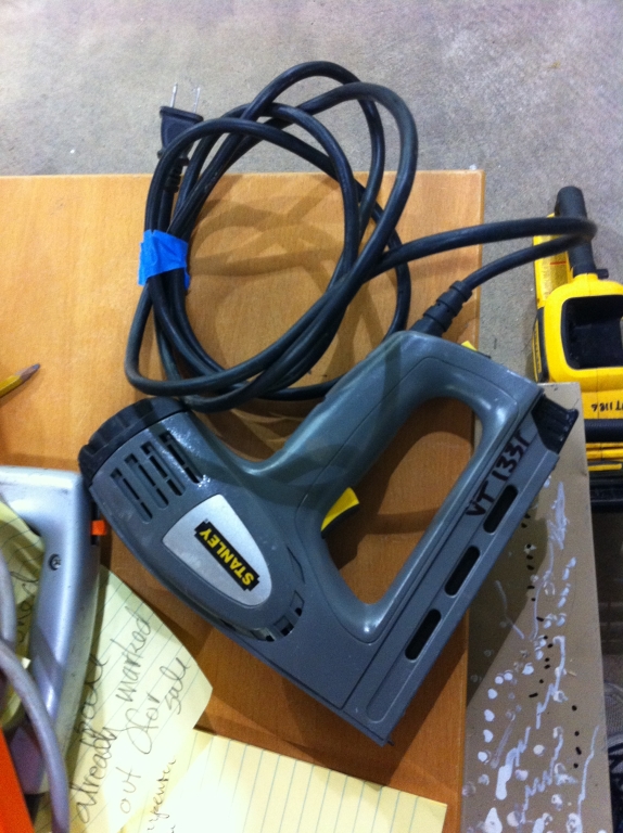Vashon Tool Library Electric Staple Gun