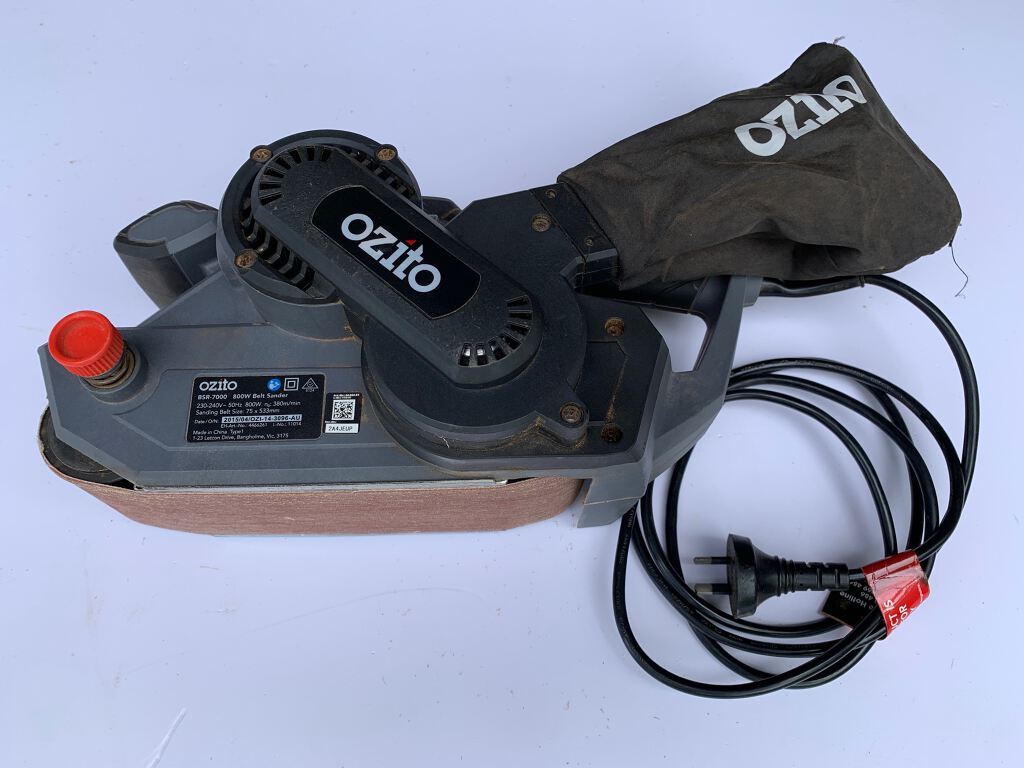 Gold Coast Tool Library Ozito Belt Sander 800W 240V corded (0300)