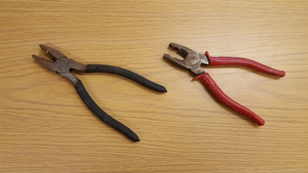 Safety Harbor Tool Library Pliers, Lineman