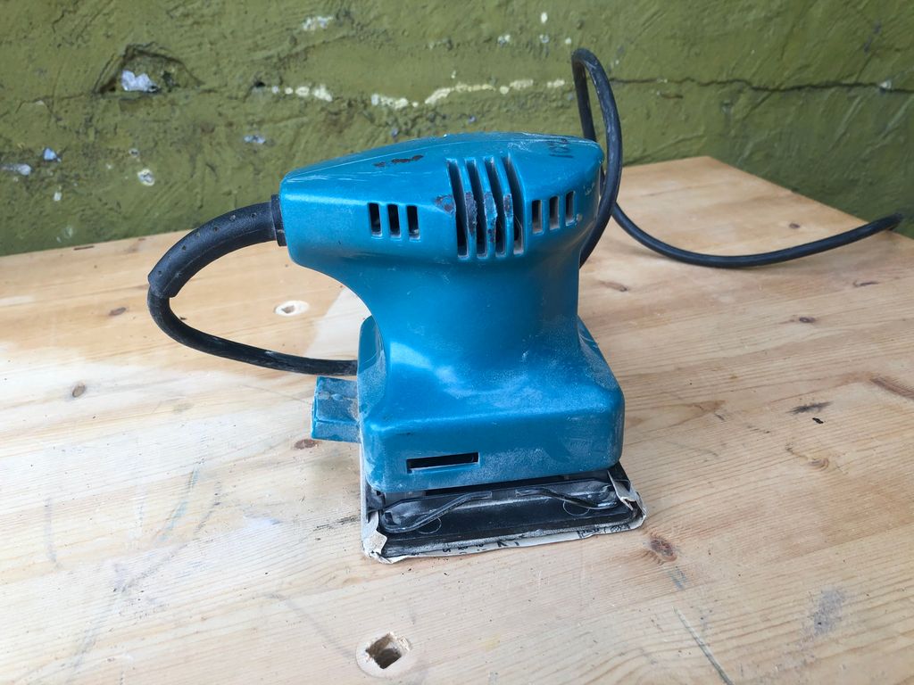 Ballard Tool Library Makita 1/4 sheet sander (1201)