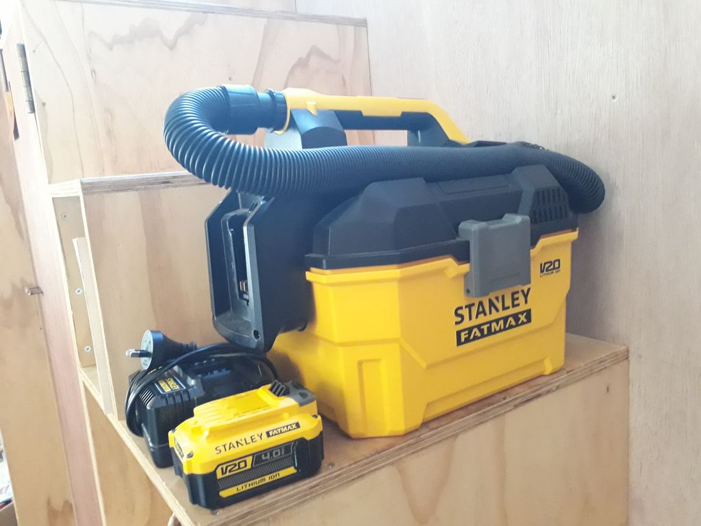stanley fatmax wet dry vacuum